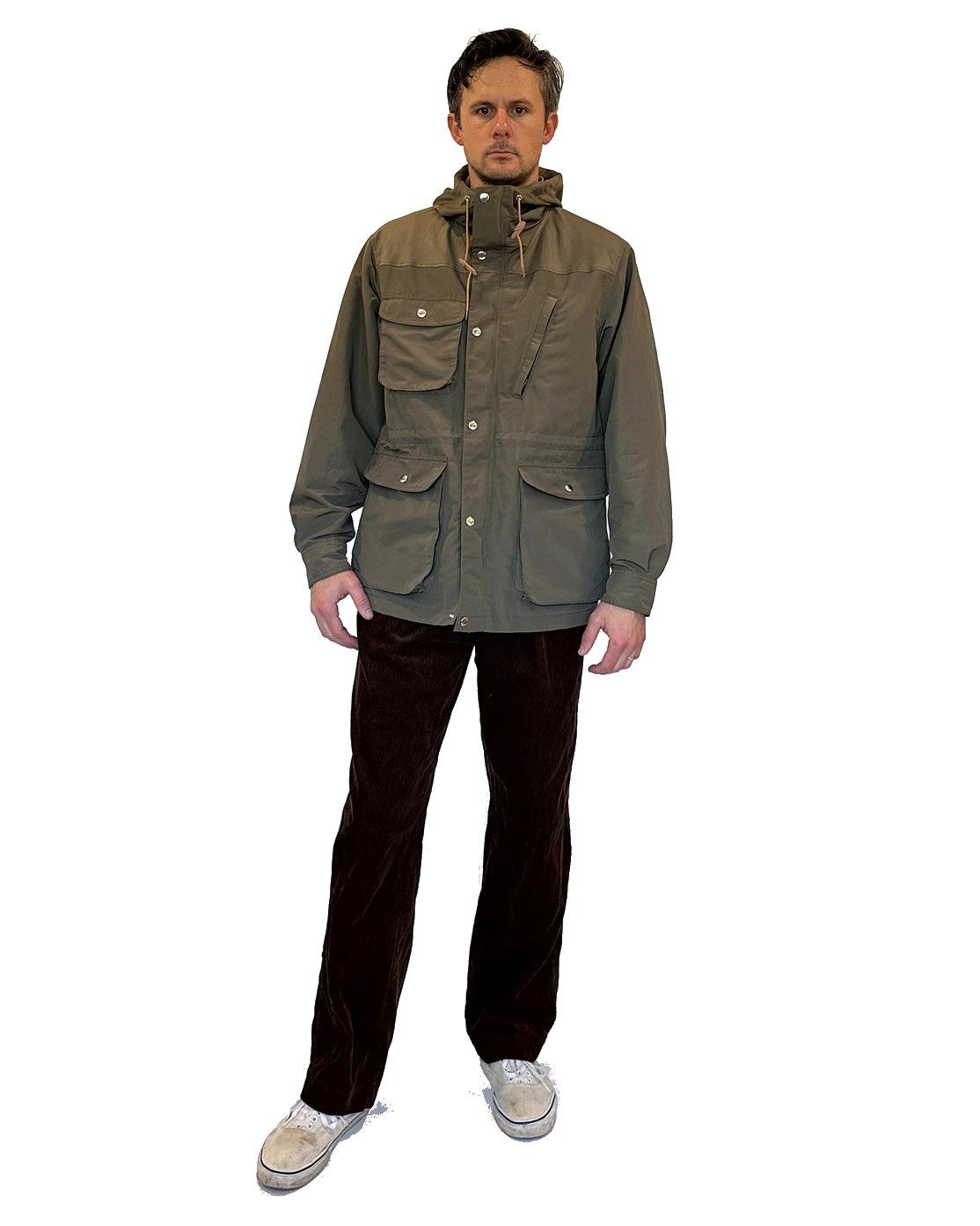 Travel Shell Parka V.3 / Beige x Navy – Battenwear