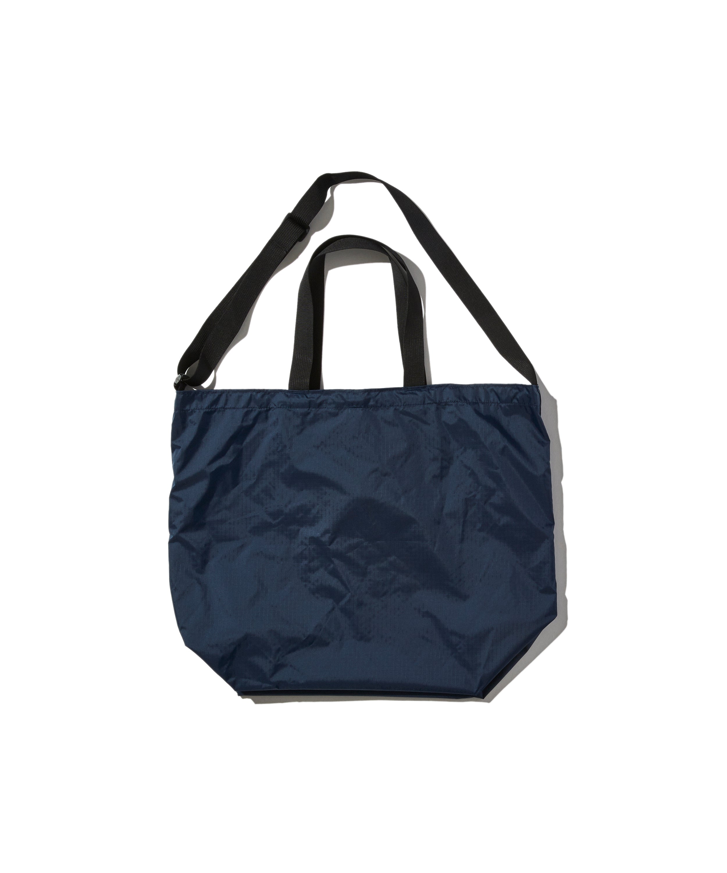 Packable Tote / Navy x Black – Battenwear